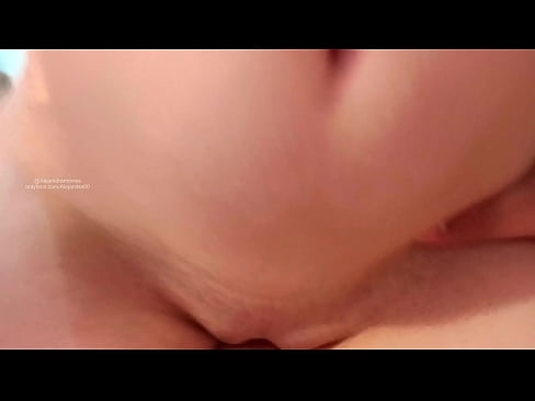 ❤️ Спите в комнате моей сестры, и вот так я проснулся ️ Порно вк на nastypornpics-com.ru ☑